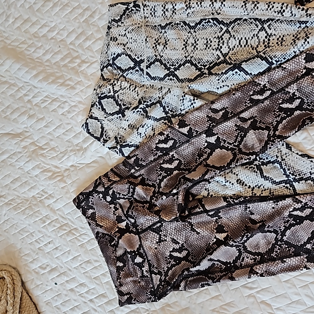 Snake Skin Print Leggings